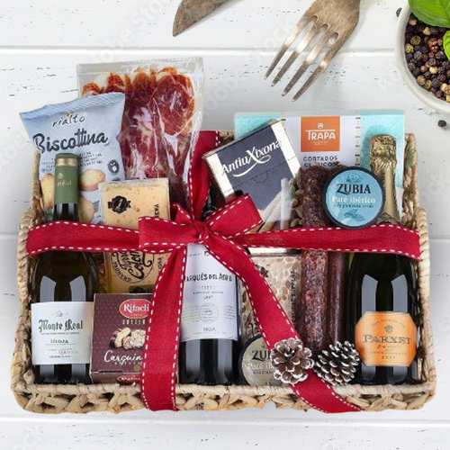 - Festive Gourmet Snack Basket For Mom