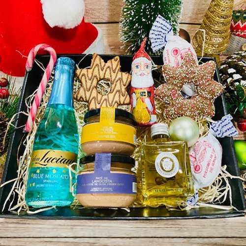 - Wine & Gourmet Basket For Holiday Gifting In Madrid