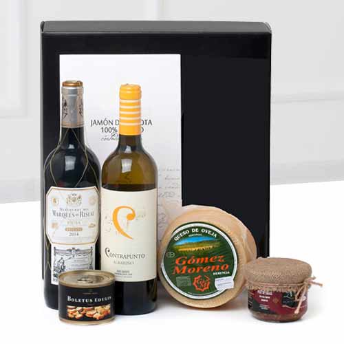 An Amazing Wine And Cheese Hamper-Anniversary Gifts For Couple